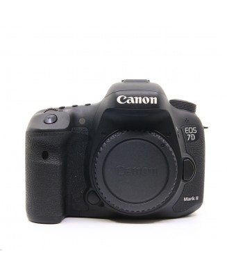 CANON EOS 7D MK II