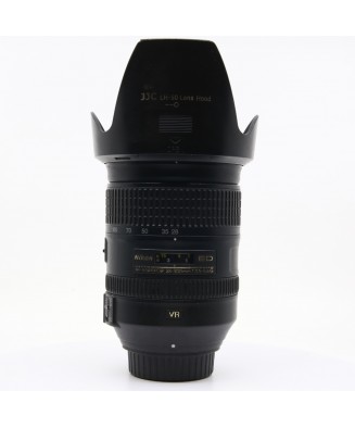 NIKON AF-S 28-300/3.5-5.6