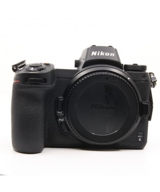 NIKON Z6 + BOITE